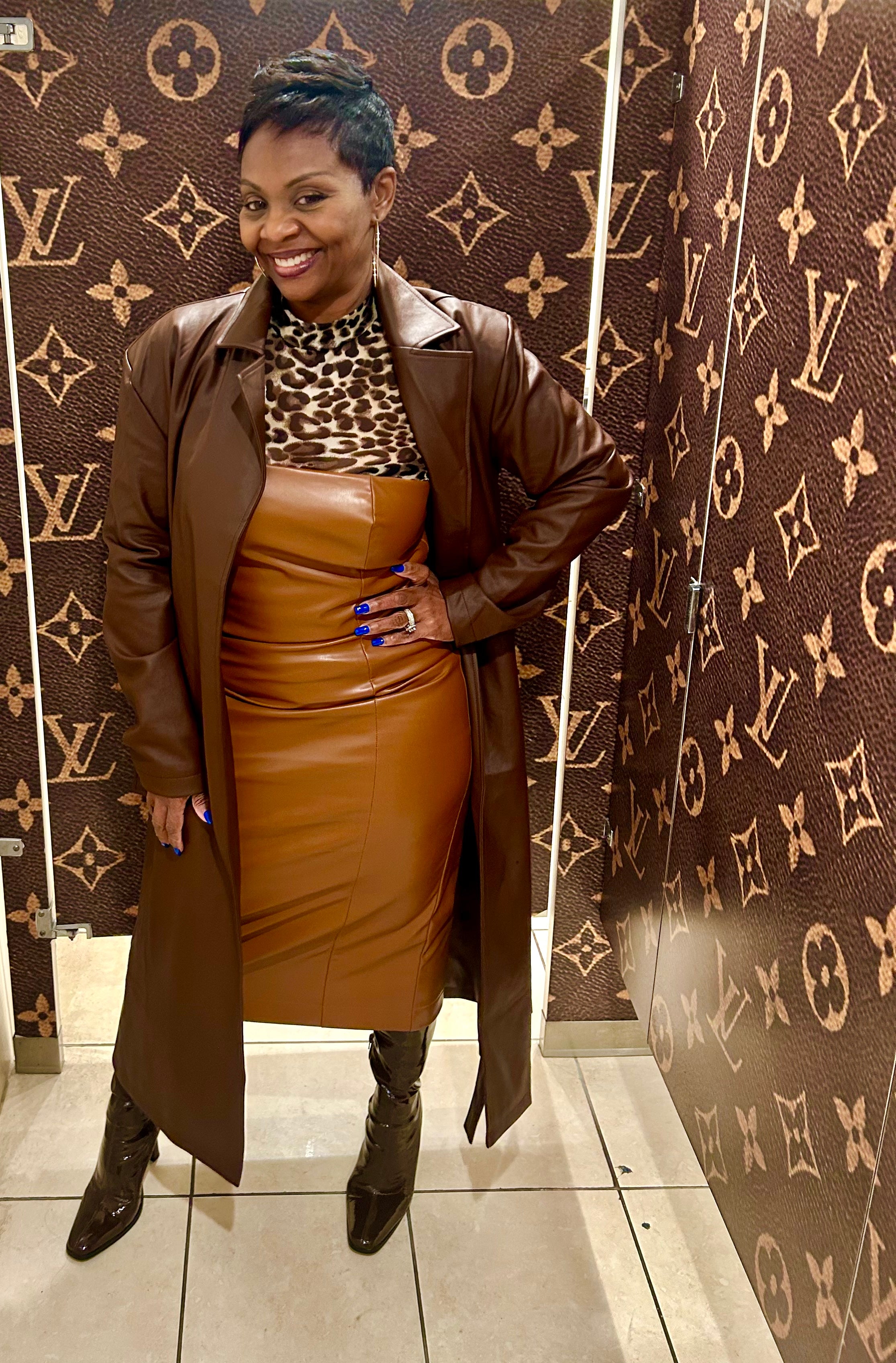 Faux leather trench coat -chocolate